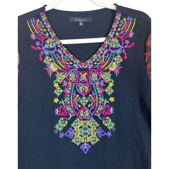 Calessa Black Textured Rainbow Embroidered Boho Bell Sleeve Top Size M Peasant - Picture 3 of 8